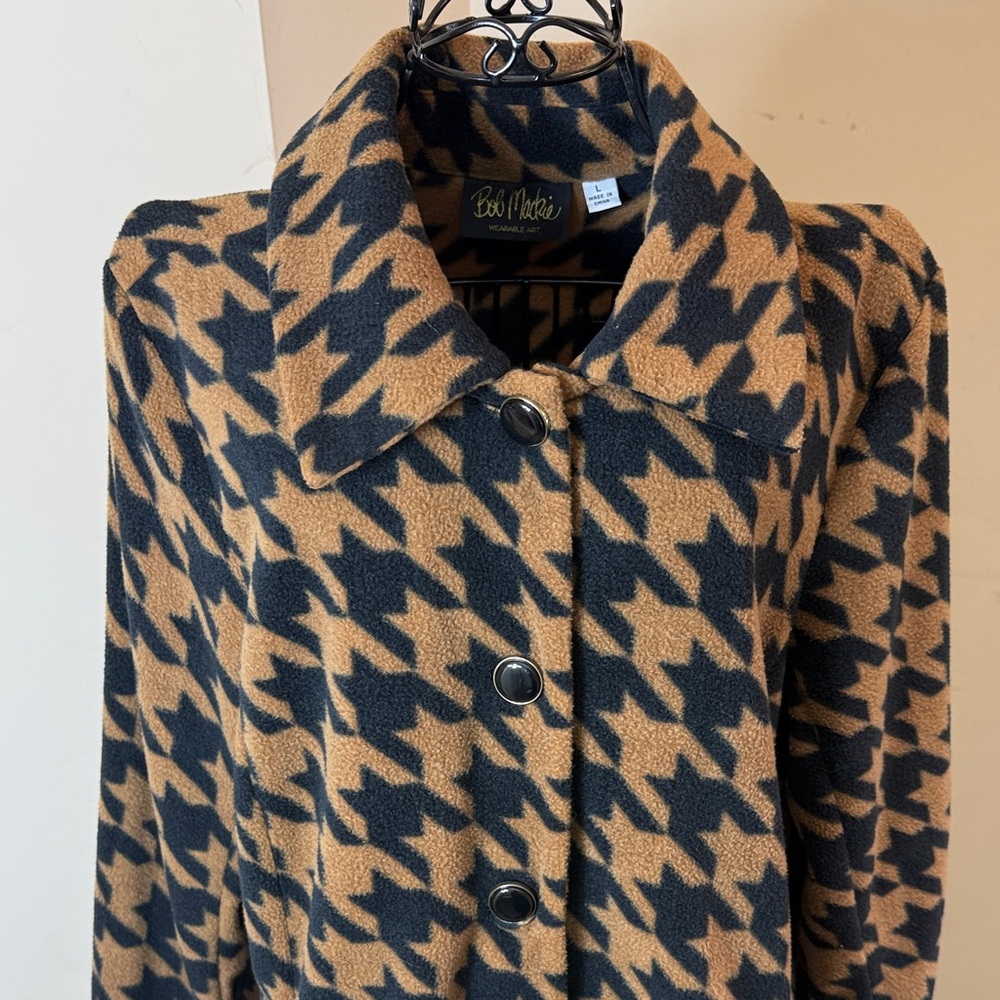 Bob Mackie Black and Tan Houndstooth Swing Coat